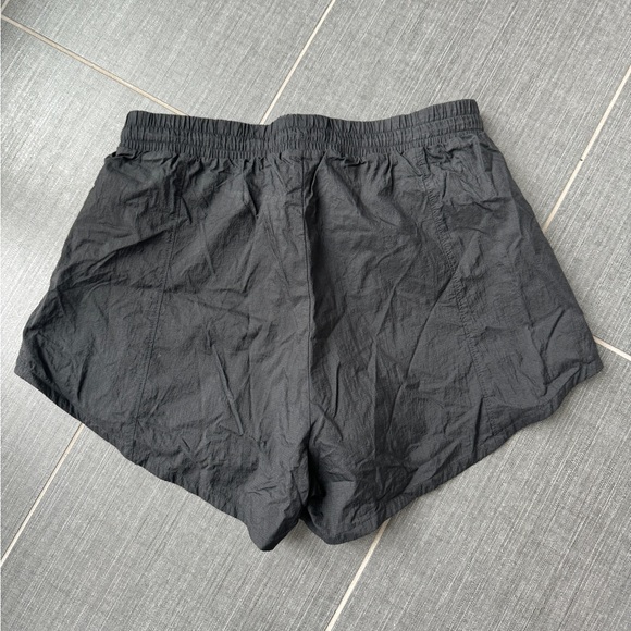Gymshark 2 in 1 shorts - small - Picture 5 of 5